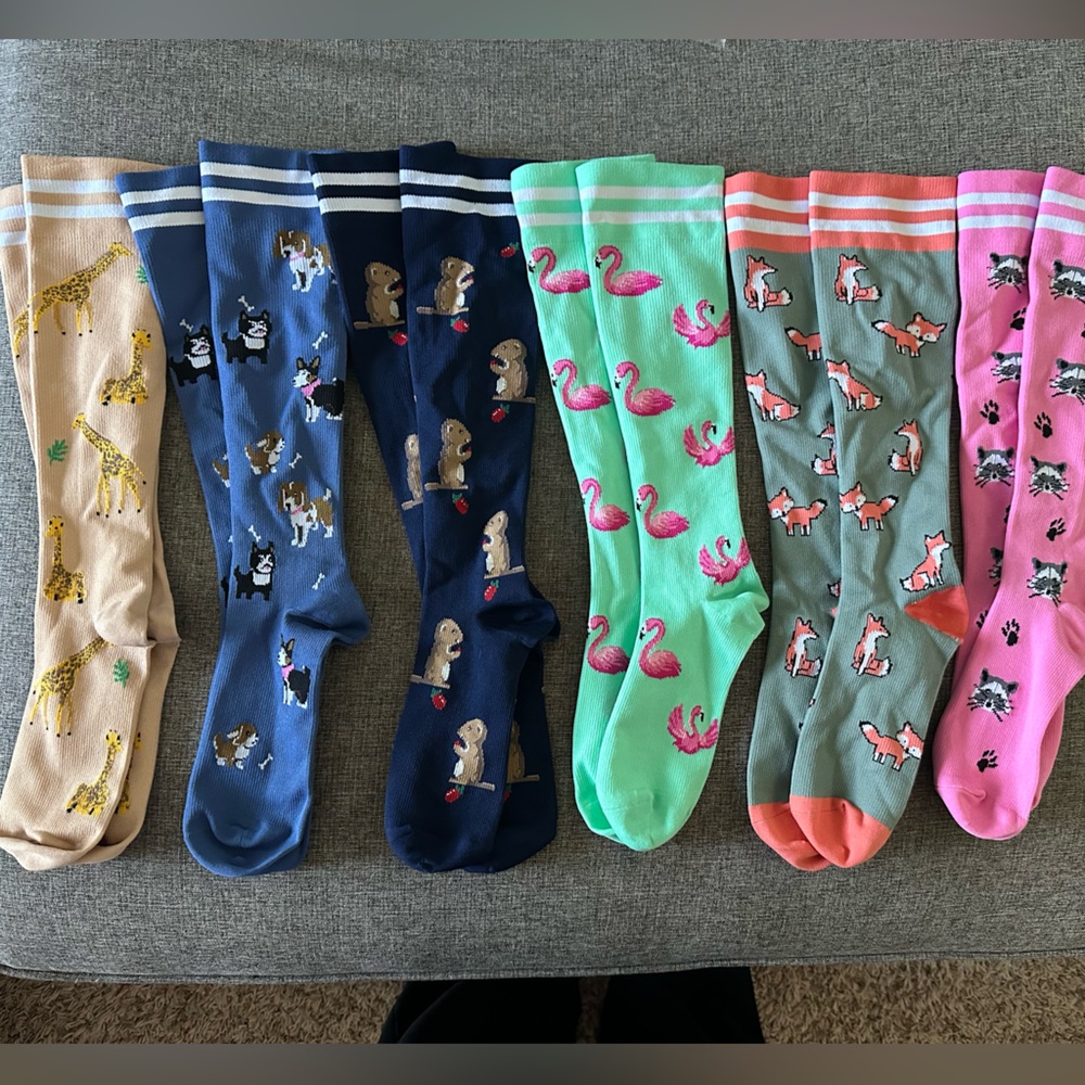 Knee high compression socks